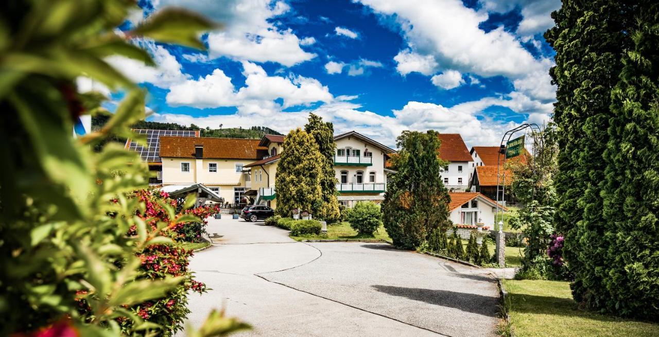 Hotel Der Seehof เฮาเซนแบร์ก ภายนอก รูปภาพ