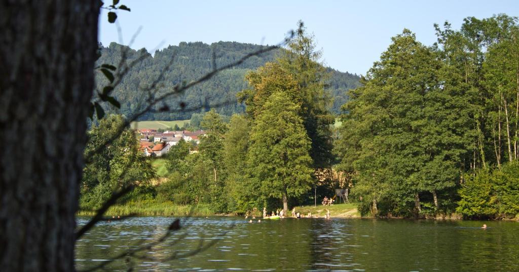 Hotel Der Seehof เฮาเซนแบร์ก ภายนอก รูปภาพ