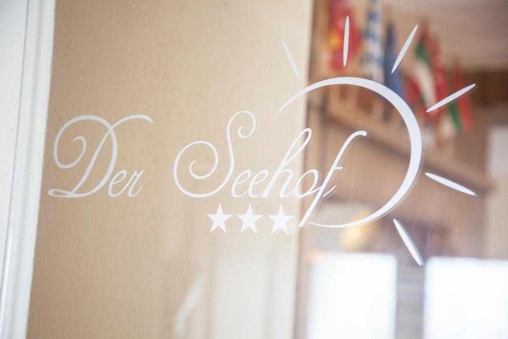 Hotel Der Seehof เฮาเซนแบร์ก ภายนอก รูปภาพ